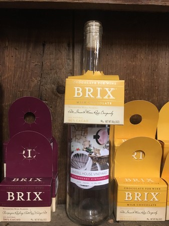 Brix Chocolate hanger Box